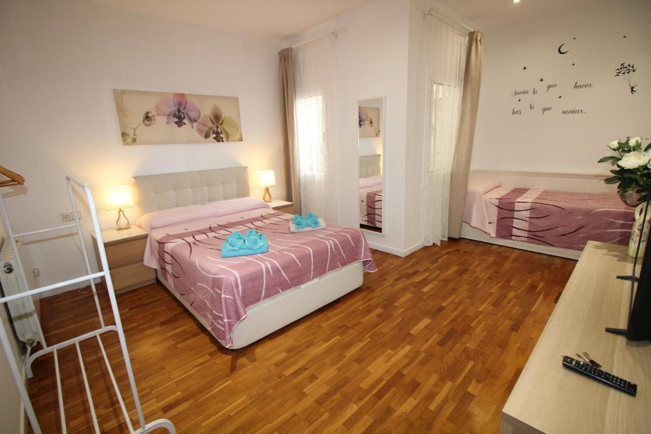 Rooms Arago บาร์เซโลนา ภายนอก รูปภาพ