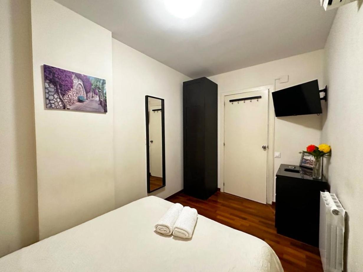 Rooms Arago บาร์เซโลนา ภายนอก รูปภาพ