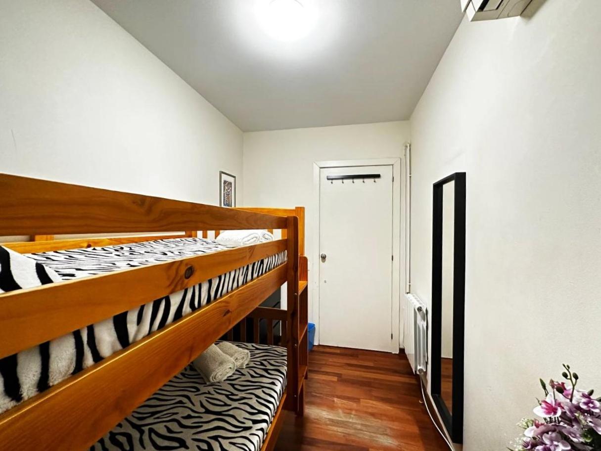 Rooms Arago บาร์เซโลนา ภายนอก รูปภาพ