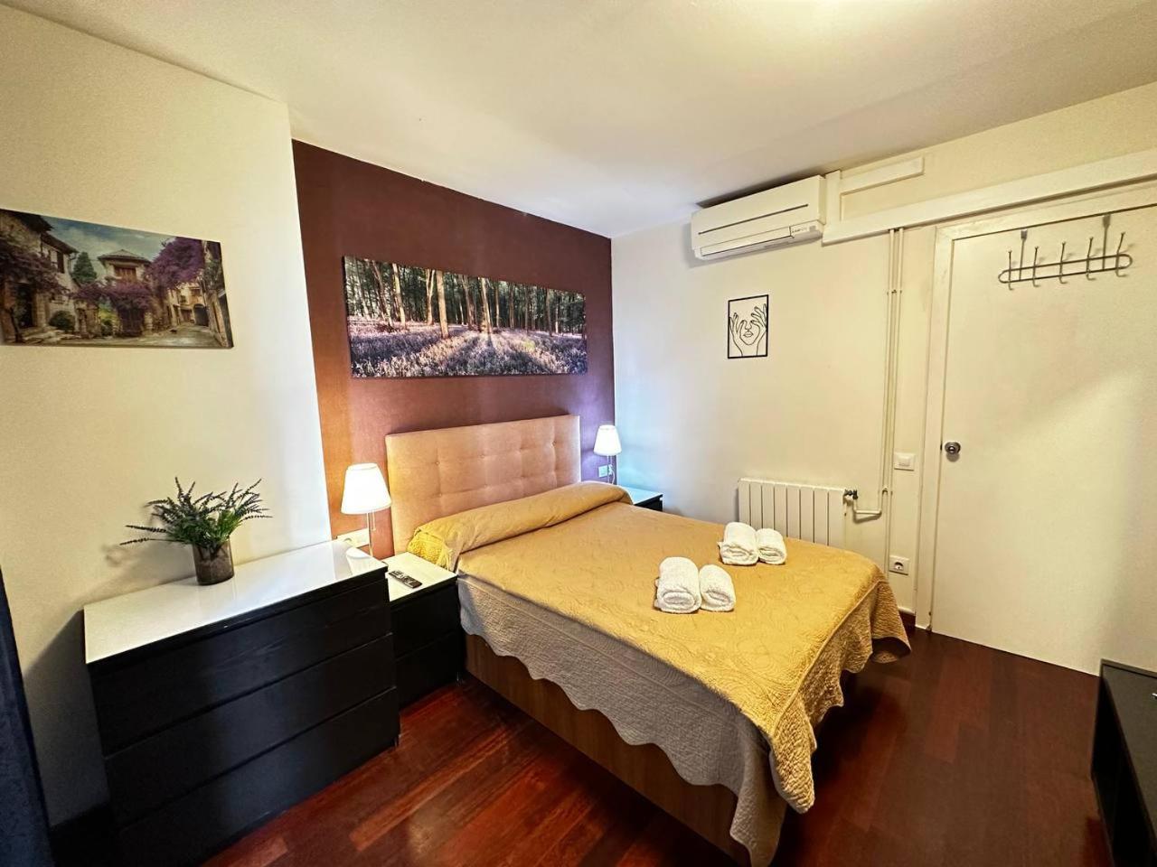 Rooms Arago บาร์เซโลนา ภายนอก รูปภาพ